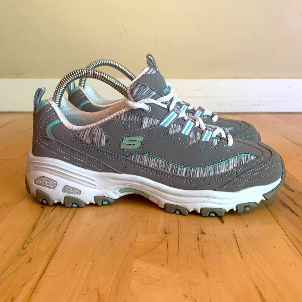 Sketchers D Lites Grey Comfort Casual Low Lace Up Women’s Shoes Size 8.5